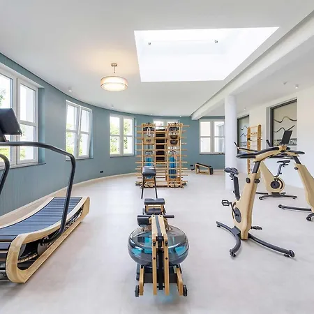 5 Sterne Ostseestuv In Der Seefahrtschule Wustrow (Fischland)