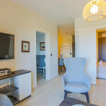 5 Sterne Ostseestuv In Der Seefahrtschule Appartement *