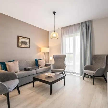 5 Sterne Ostseestuv In Der Seefahrtschule Apartman