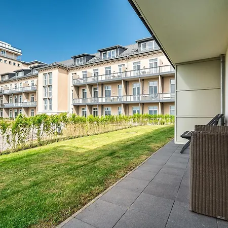 5 Sterne Ostseestuv In Der Seefahrtschule * Wustrow (Fischland)